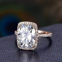 1. Сватбен пръстен на Carat Halo Moissanite Diamond с 18K златно покритие